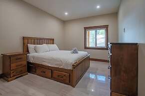 Snow Creek Cabins by Fernie Lodging Co.