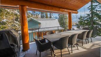 Snow Creek Cabins by Fernie Lodging Co.