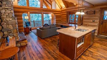 Snow Creek Cabins by Fernie Lodging Co.