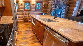 Snow Creek Cabins by Fernie Lodging Co.