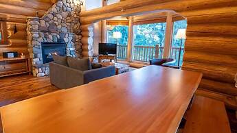 Snow Creek Cabins by Fernie Lodging Co.