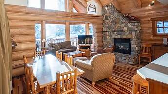 Snow Creek Cabins by Fernie Lodging Co.
