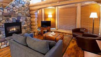 Snow Creek Cabins by Fernie Lodging Co.