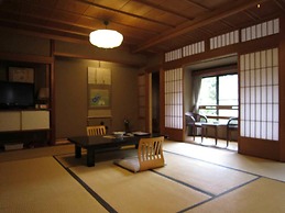 Tsutaya Ryokan