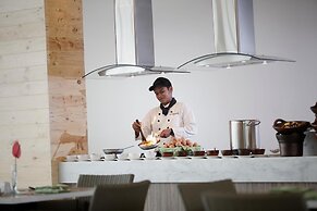 Hotel Santika Cikarang