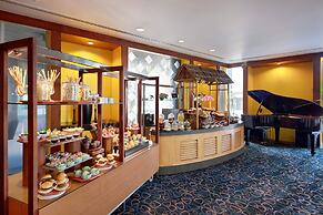 Lumire Hotel and Convention Center