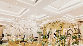 Lumire Hotel and Convention Center