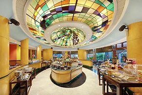 Lumire Hotel and Convention Center