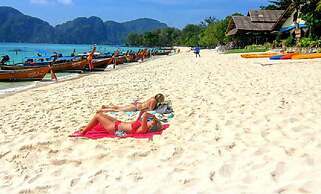 Phi Phi Long Beach Resort & Villa
