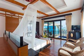 Phi Phi Long Beach Resort & Villa