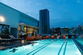 Vince Hotel Pratunam
