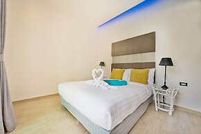 Tropicana Pool Villa