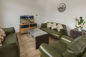 Tropicana Pool Villa