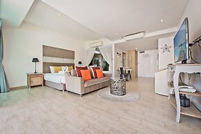 Tropicana Pool Villa