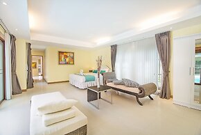 Tropicana Pool Villa