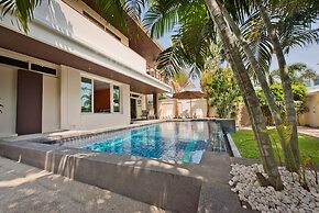 Tropicana Pool Villa