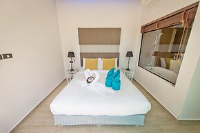 Tropicana Pool Villa