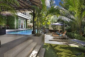 Tropicana Pool Villa