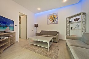 Tropicana Pool Villa