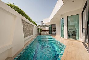 Tropicana Pool Villa