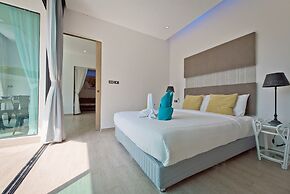 Tropicana Pool Villa