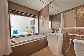 Tropicana Pool Villa