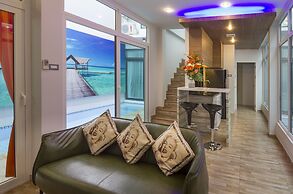 Tropicana Pool Villa