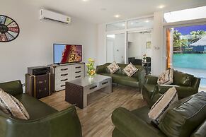 Tropicana Pool Villa