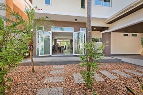 Tropicana Pool Villa