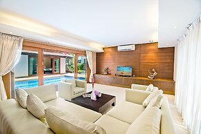 Tropicana Pool Villa