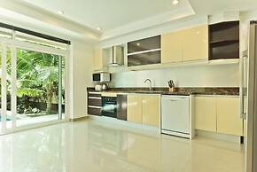 Tropicana Pool Villa