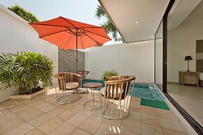 Tropicana Pool Villa