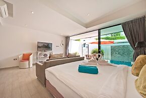 Tropicana Pool Villa