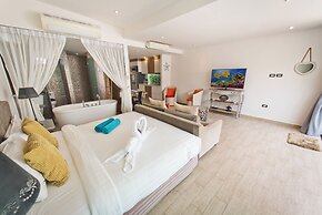 Tropicana Pool Villa