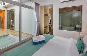 Tropicana Pool Villa