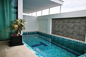 Tropicana Pool Villa