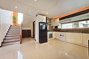 Tropicana Pool Villa