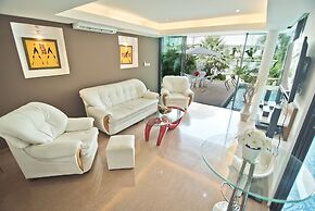 Tropicana Pool Villa