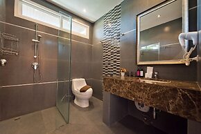 Tropicana Pool Villa