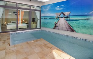 Tropicana Pool Villa