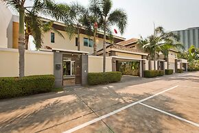 Tropicana Pool Villa