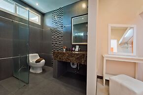 Tropicana Pool Villa