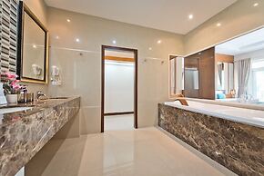 Tropicana Pool Villa