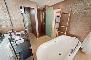 Tropicana Pool Villa