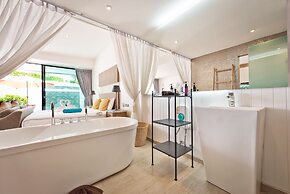 Tropicana Pool Villa