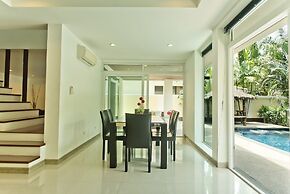 Tropicana Pool Villa