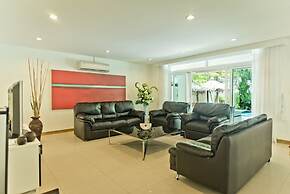 Tropicana Pool Villa