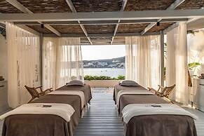 Cape Bodrum Luxury Hotel & Beach
