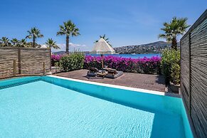 Cape Bodrum Luxury Hotel & Beach
