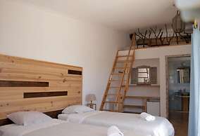 Good Feeling Hostel & Guesthouse